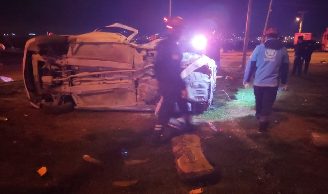 Şanlıurfa’da iki otomobil çarpıştı: 2 ölü, 2 yaralı