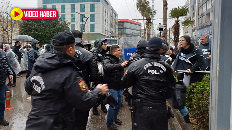 Şanlıurfa'da valilik yasağına rağmen yürüyüş yapan gruba biber gazlı müdahale;