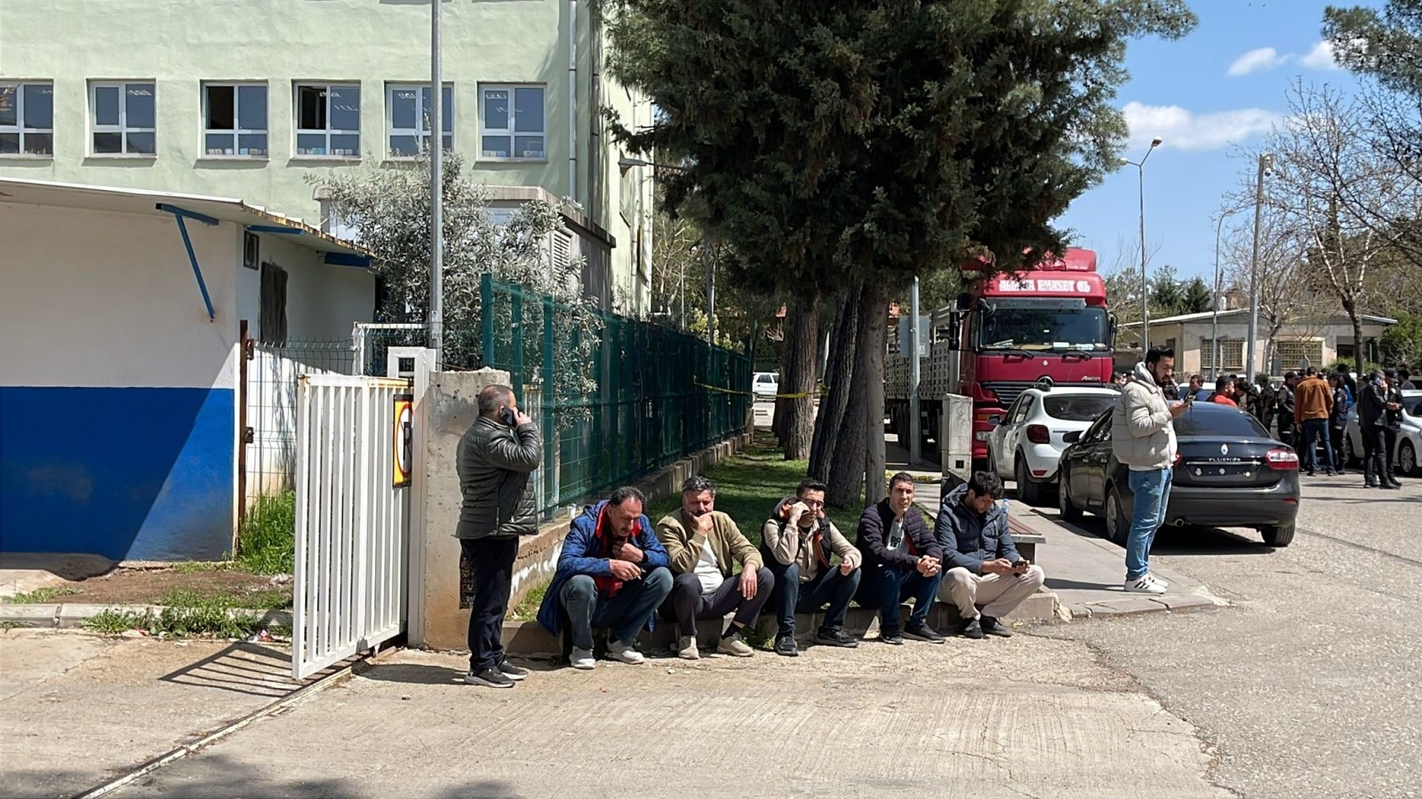 Siverek'te 16 kişiyi yaralayan saldırgan sessizce toprağa verildi, ailesi koruma altına alındı