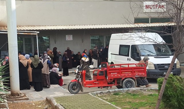 Birecik’te av gittiği kuzenini vurdu