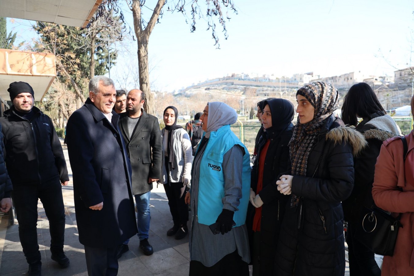 Beyazgül, yemekhanelerde gönüllü çalışan kadınlara teşekkür etti