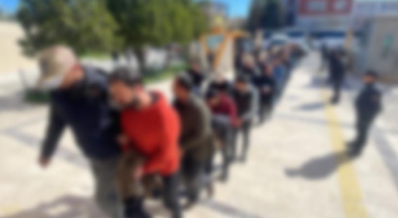 Şanlıurfa’da terör operasyonunda gözaltına alınanlar adliyeye sevk edildi
