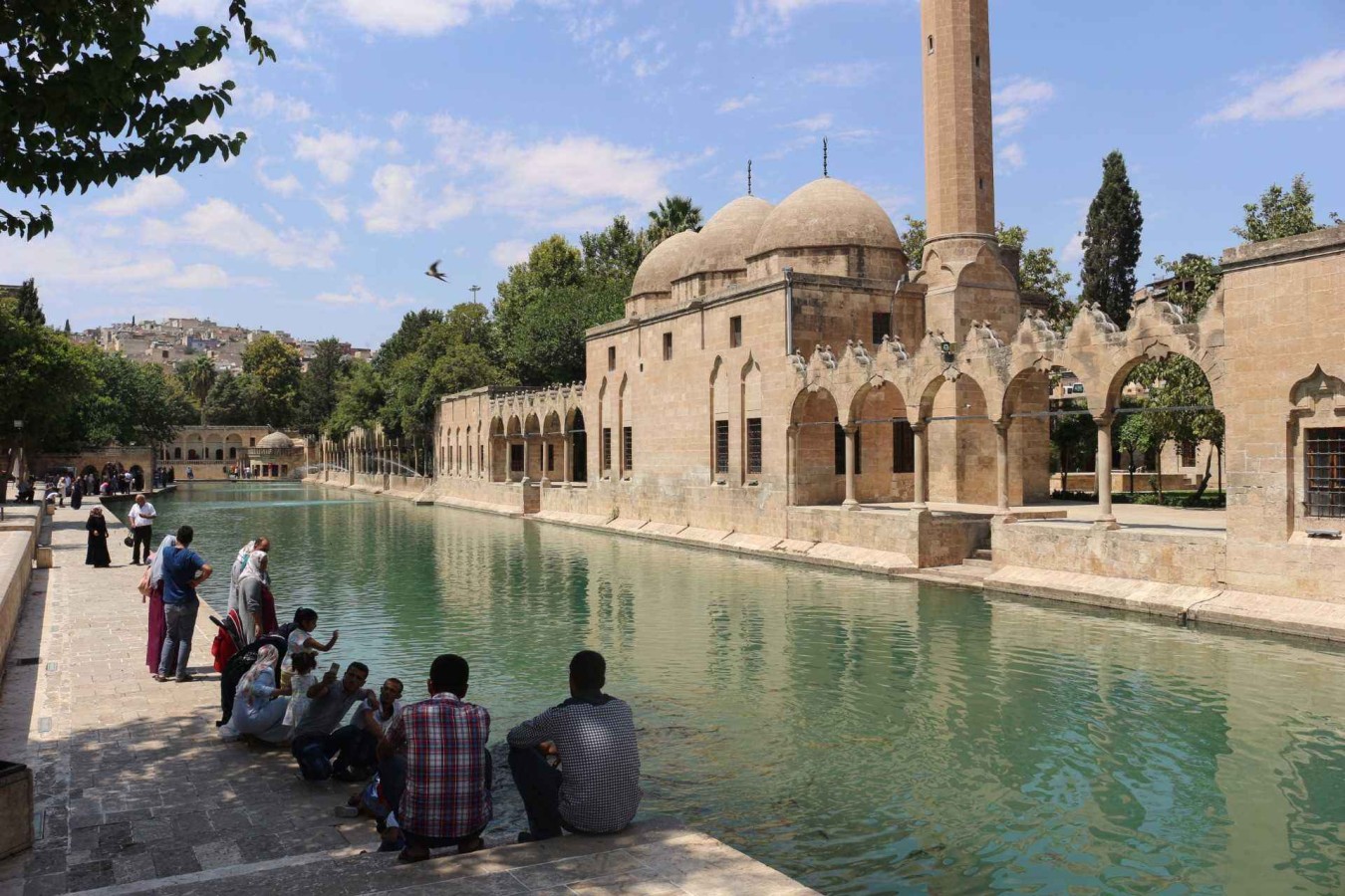 Şanlıurfa Valiliği'ne "Sıcak hava tatili" çağrısı!;