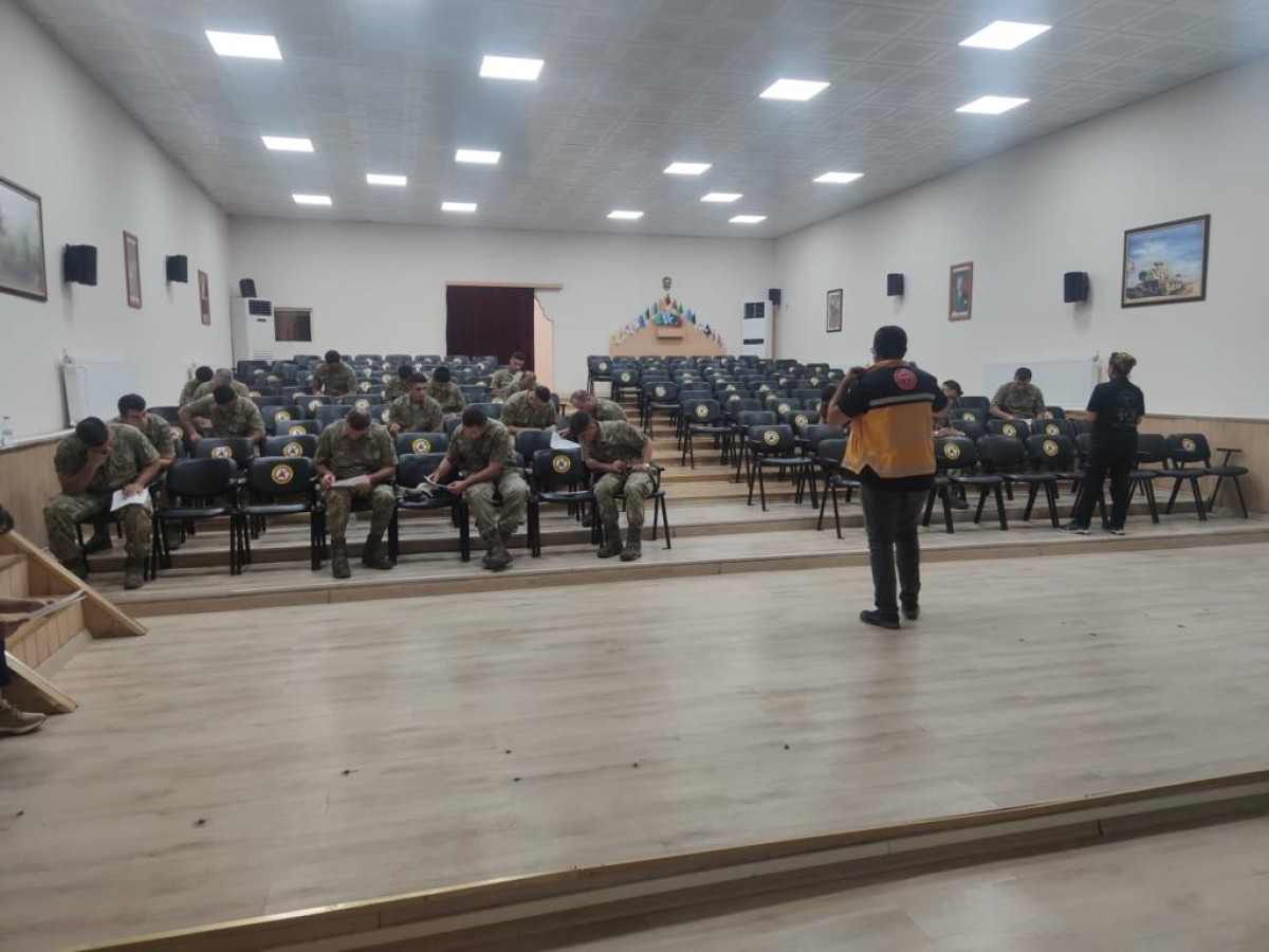 Urfa’da askerlere ilk yardım eğitimi