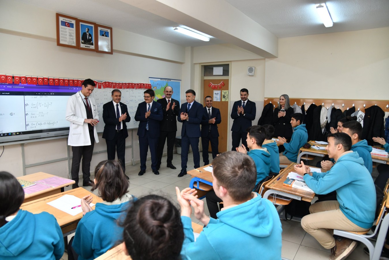 Vali Şıldak, eğitim değerlendirme toplantısı için Viranşehir’de