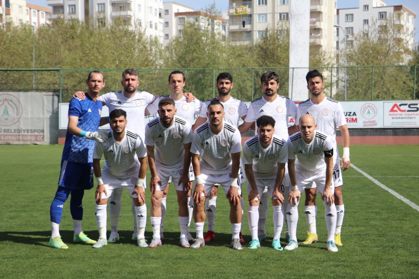 Karaköprüspor şampiyonluk maçına çıkıyor