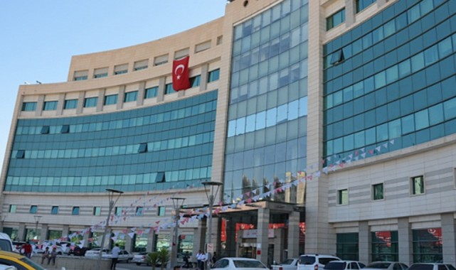 Şanlıurfa’da hastaların banyo krizi: Hastalar evlere götürülüyor