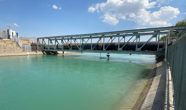 Şanlıurfa’da araç sulama kanalına uçtu