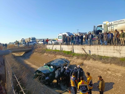 Harfiyat kamyonuna çarpan otomobil sulama kanalına uçtu: 1 ölü