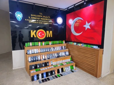 Şanlıurfa’da otomobilin tamponunda 4 milyonluk kaçak telefon