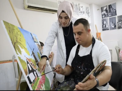 Down sendromlu İbrahim, karate ve resimle öfke kontrolünü sağladı