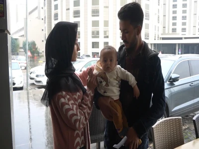 Ambulansta erkek doğdu hastane kayıtlarına kız olarak kaydedildi